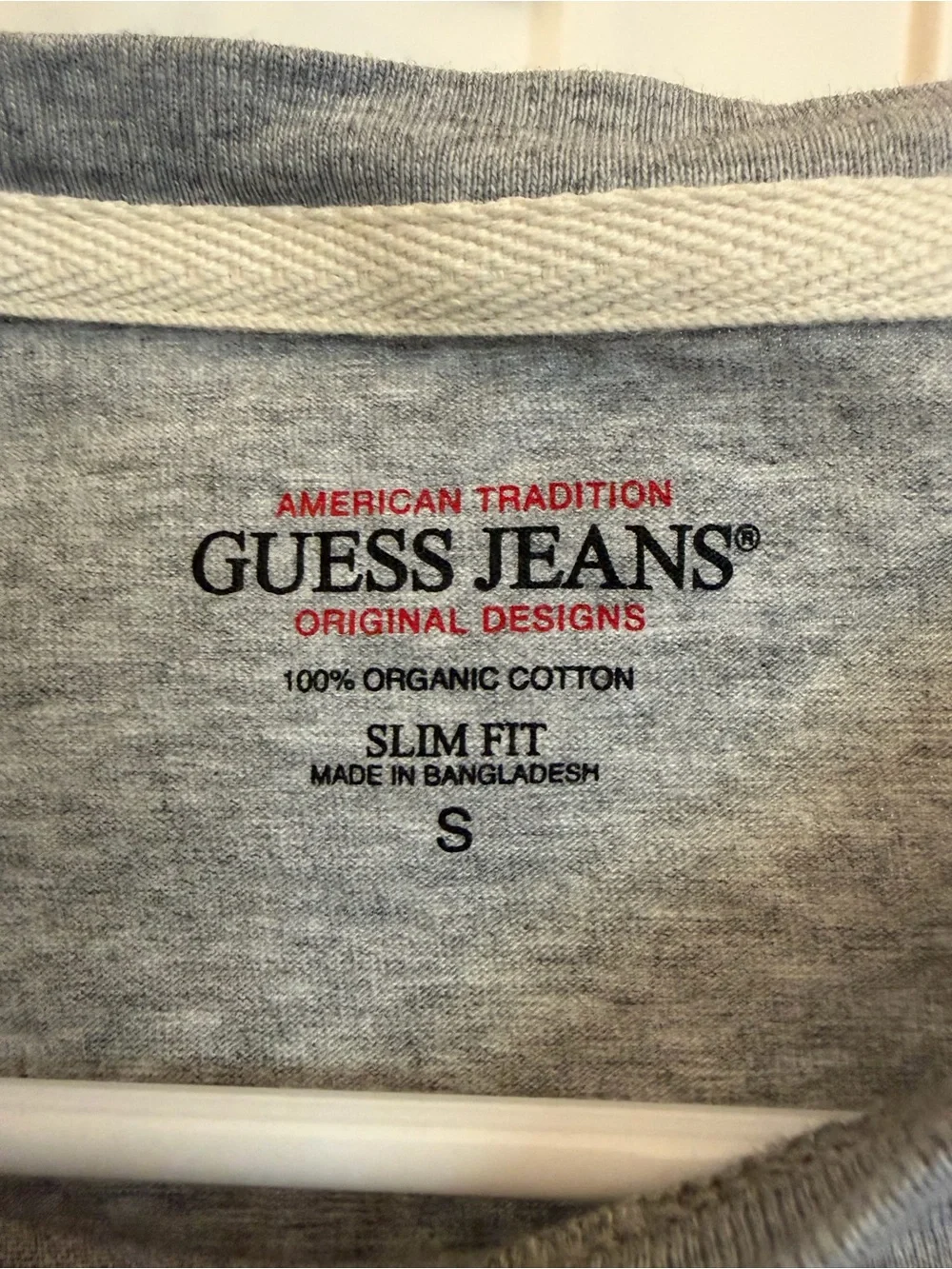 Vintage Guess T-Shirt Size S Men - Picture 4 of 5